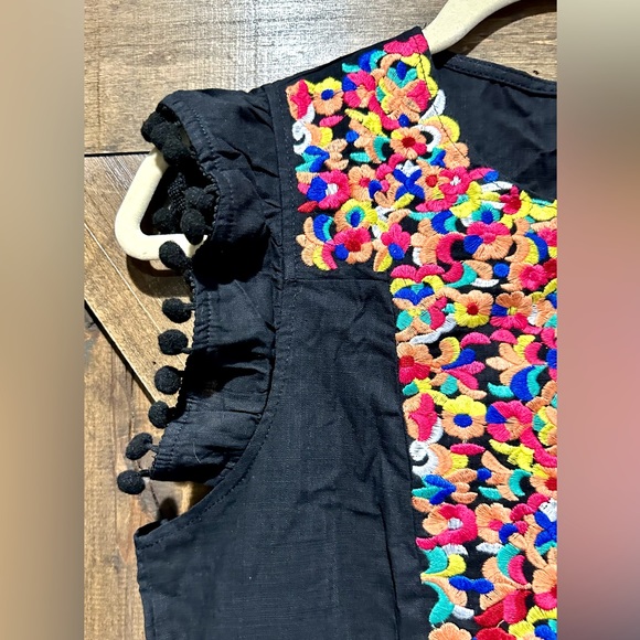 NWOT Black Multi-Color Embroidered Pom Sleeve Dress Sz M - Picture 5 of 16